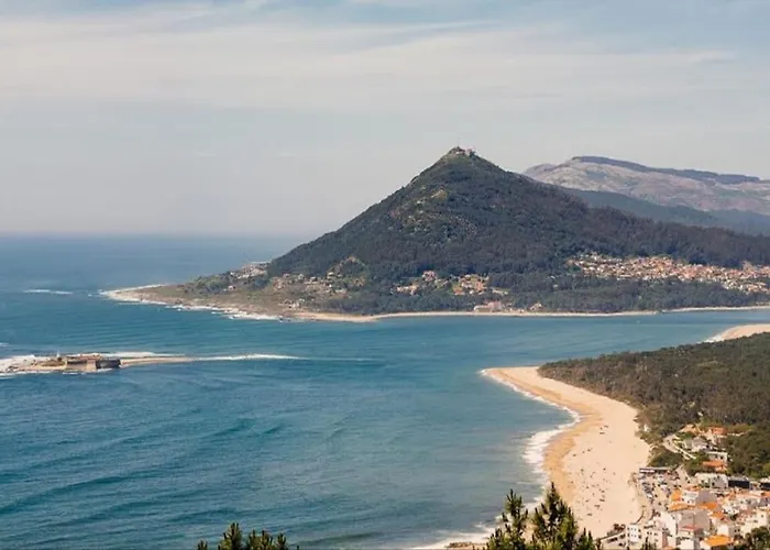 In Moledo Beach, W/ Amazing Ocean View Apartamento